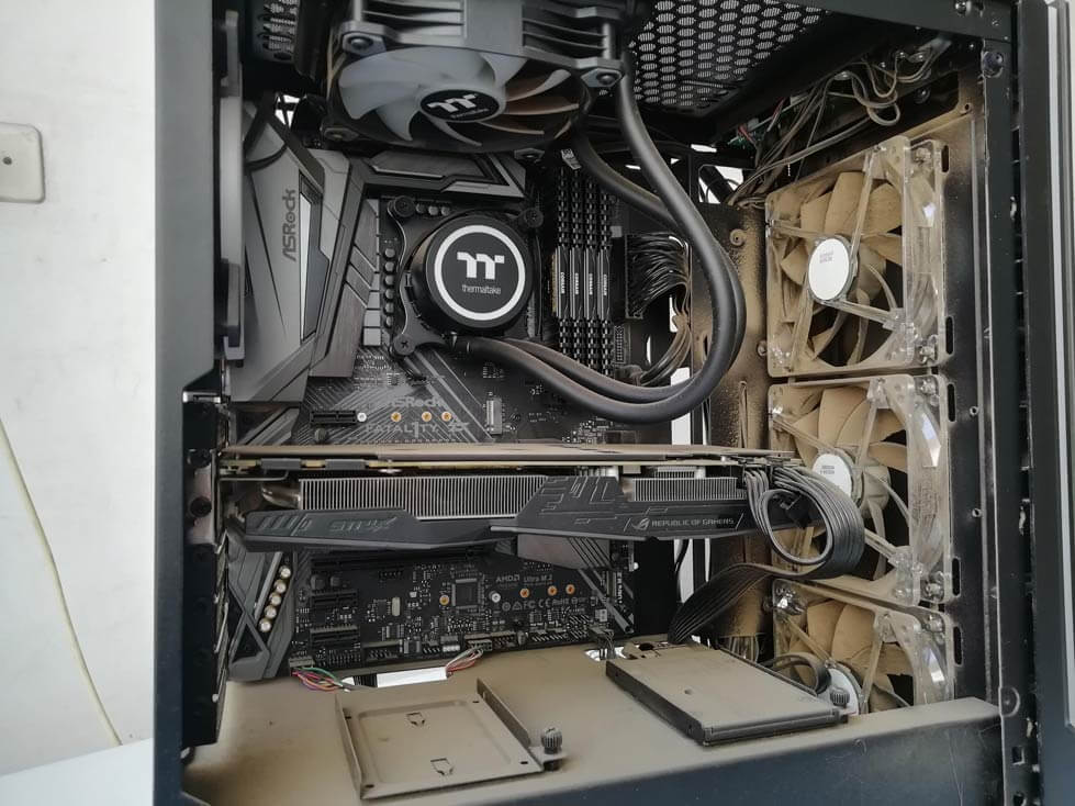 pc-gamer-sucia-antes-1 pc-gamer-sucia-antes-1